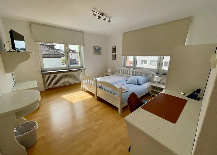 Gaestehaus Wilhelma אורחן *